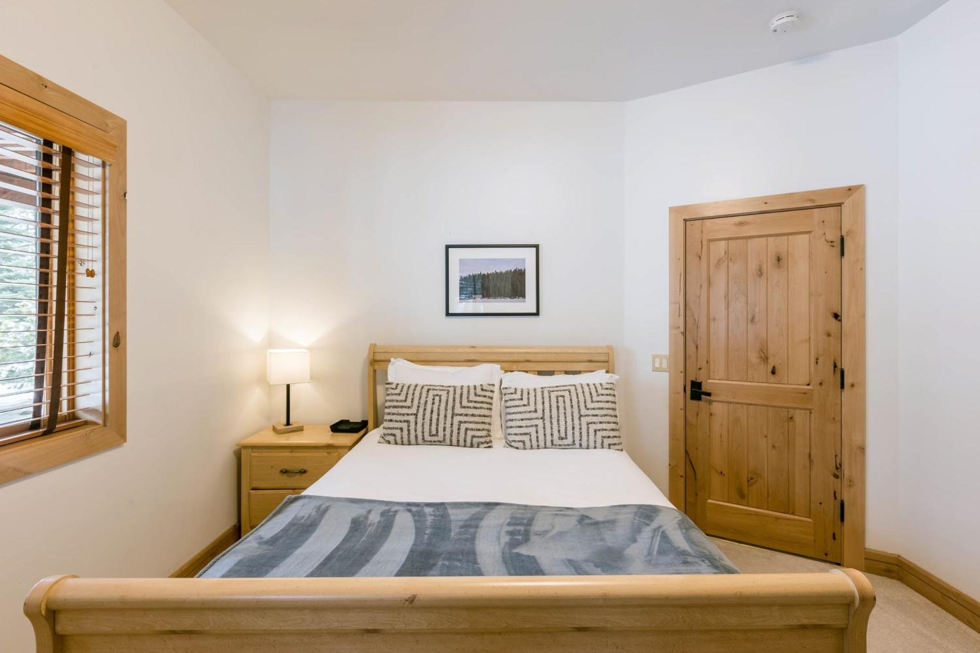 Coyote Moon By Avantstay Cabin Wsauna Mins From Dt Truckee Northstar Экстерьер фото