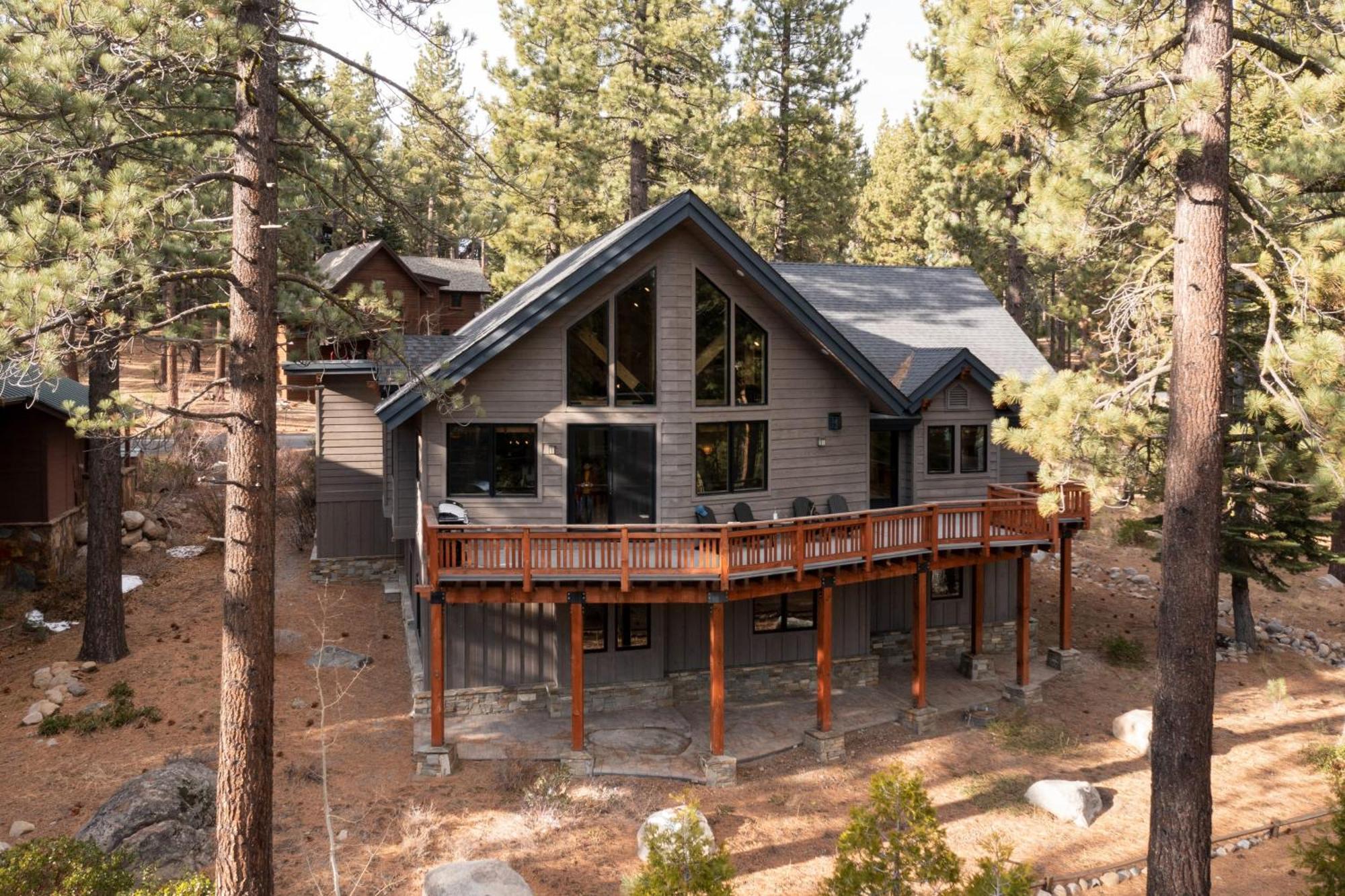Coyote Moon By Avantstay Cabin Wsauna Mins From Dt Truckee Northstar Экстерьер фото